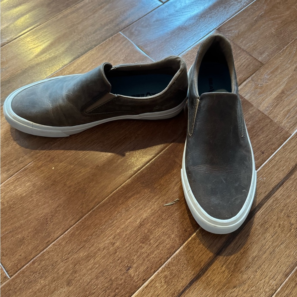 SeaVee Hawthorne slip on